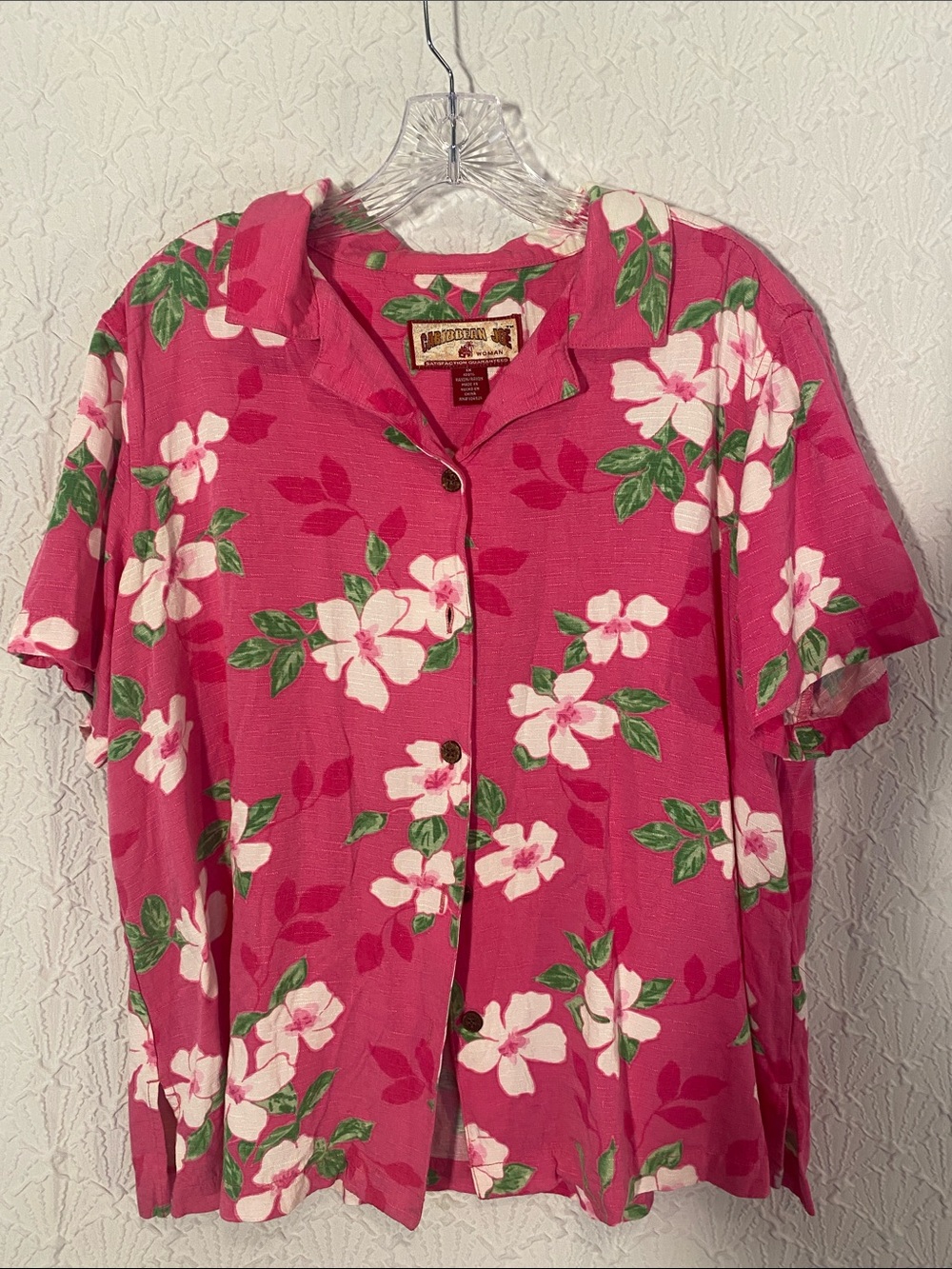 Caribbean Joe Pink Floral Camp Shirt with Green Leaves Resort Wear. 100% Rayon